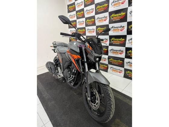 YAMAHA FZ25 FAZER ABS 
